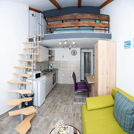 Labain Apartment