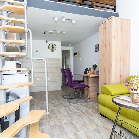 Labain Apartment