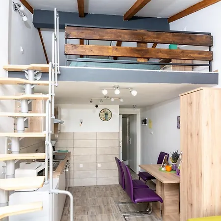 Apartment Labain Pag Town